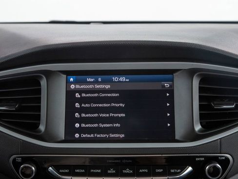 Used 2018 Hyundai Ioniq Blue image 28