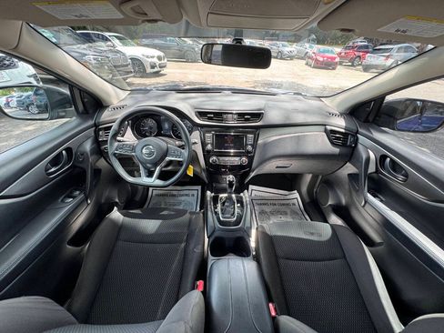 Used 2019 Nissan Rogue Sport S FWD image 14