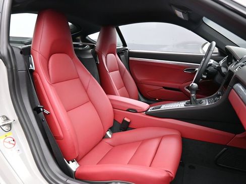 New 2025 Porsche 718 Cayman image 26