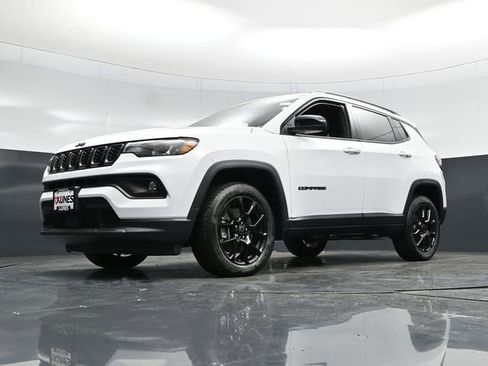 New 2026 Jeep Compass Latitude AWD/4WD image 56