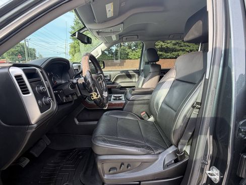 Used 2018 GMC Sierra 1500 SLT w/ SLT Premium Package AWD/4WD image 4