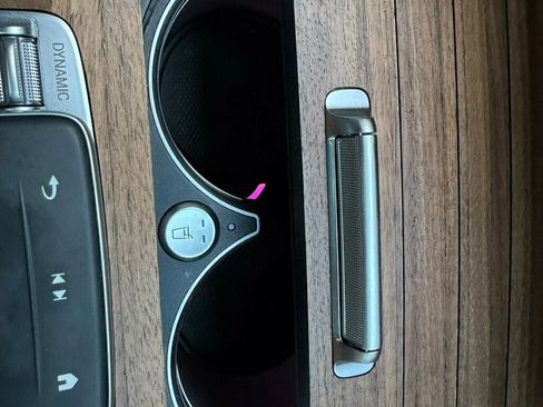 Used 2024 Mercedes-Benz Maybach GLS 600 Maybach GLS 600 4MATIC SUV image 33