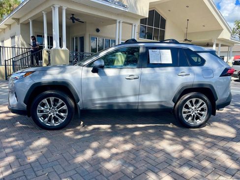 Used 2025 Toyota RAV4 XLE Premium image 2