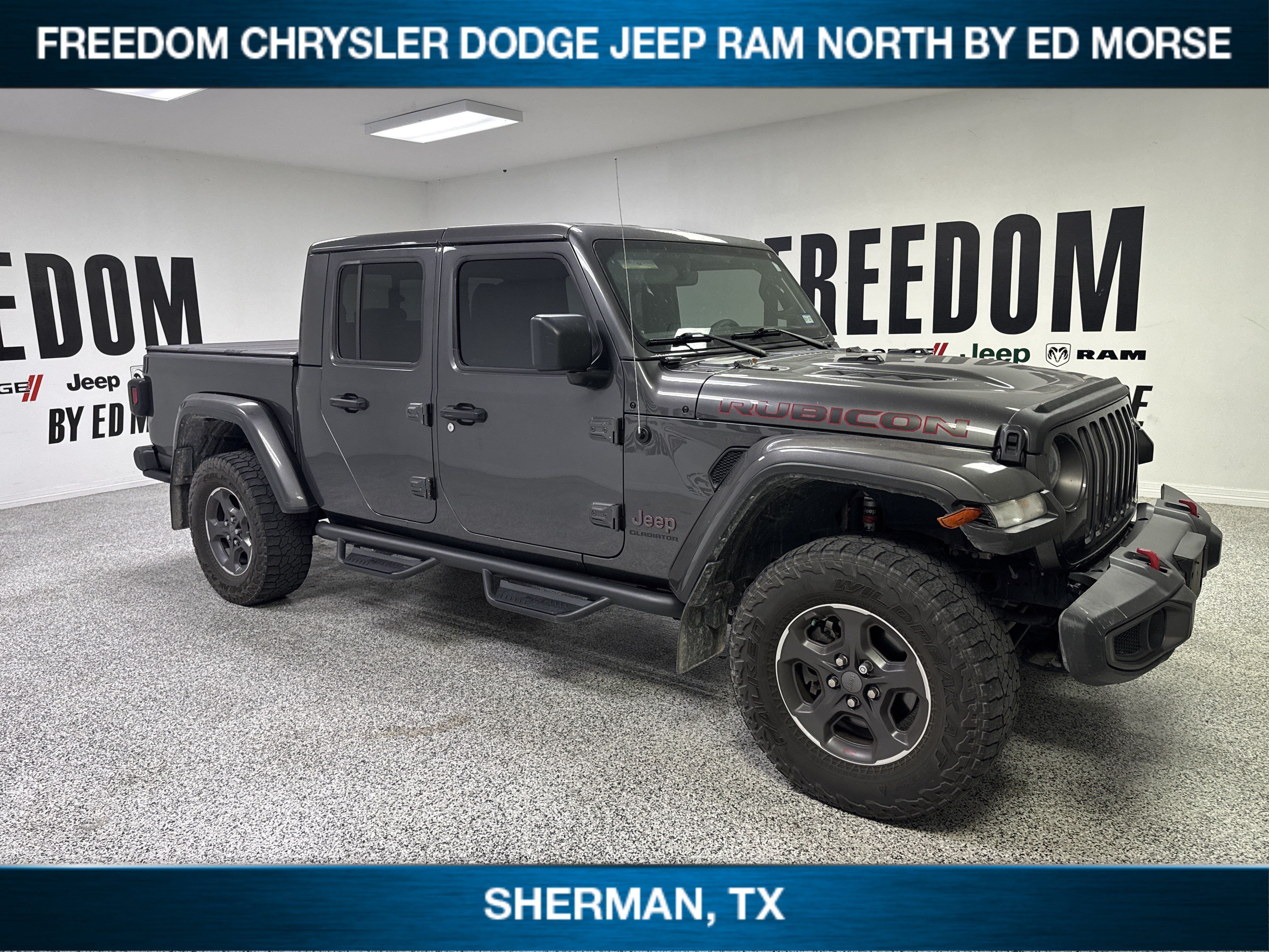 Used 2021 Jeep Gladiator Rubicon AWD/4WD image 2