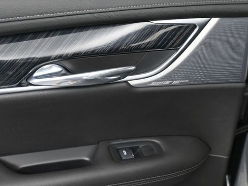 Used 2023 Cadillac XT6 Premium Luxury image 21