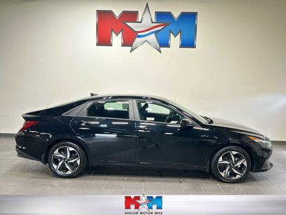 Used 2023 Hyundai Elantra SEL w/ Convenience Package