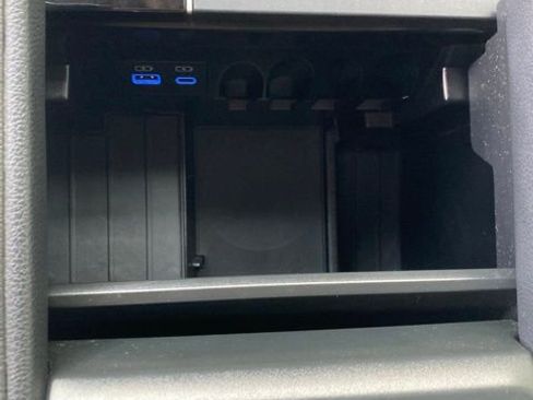 Used 2022 Toyota Tundra SR5 image 41