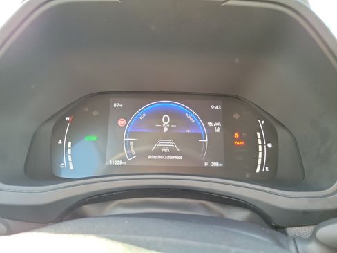 Used 2025 Toyota Grand Highlander AWD Hybrid image 30