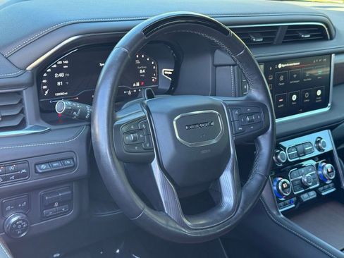 Used 2023 GMC Yukon XL Denali Ultimate image 20