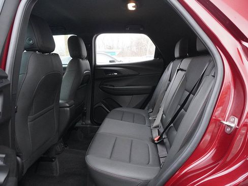 Used 2023 Chevrolet TrailBlazer RS w/ Convenience Package image 28