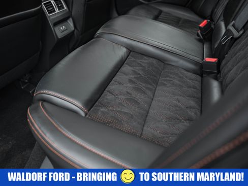 Used 2023 Nissan Maxima SR w/ Sport Mat Group image 34