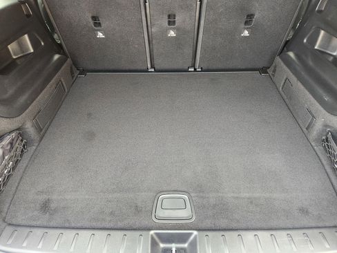 Used 2025 Mercedes-Benz GLB 250 GLB 250 image 33