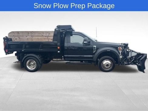 Used 2022 Ford F550 4x4 Regular Cab Super Duty image 2