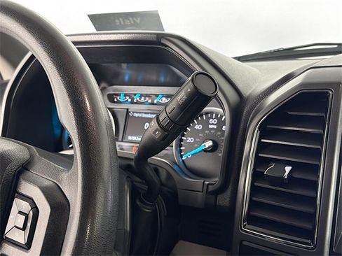 Used 2022 Ford F250 XLT w/ XLT Premium Package image 15
