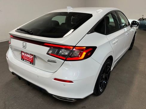 Used 2022 Honda Civic Sport Touring image 3
