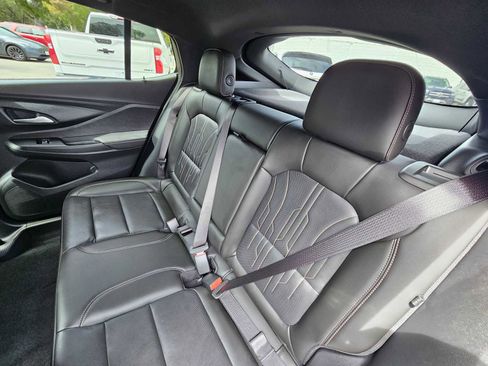 New 2026 Buick Envista Avenir FWD image 17