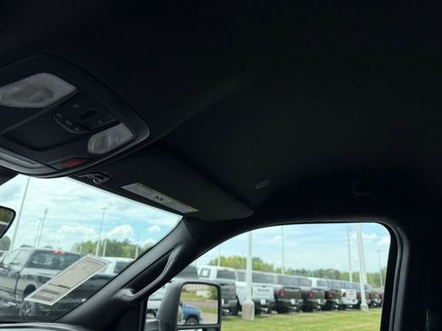 New 2026 RAM 2500 Big Horn AWD/4WD image 30