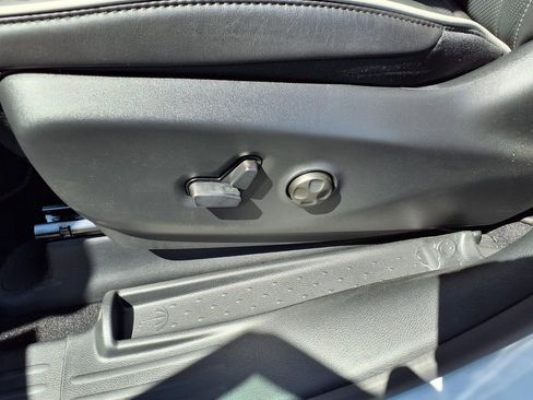 New 2026 Chrysler Pacifica Limited w/ S Appearance Package FWD image 22