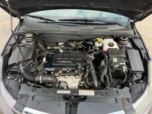 Used 2016 Chevrolet Cruze LT w/ Sun And Sound Package image 19