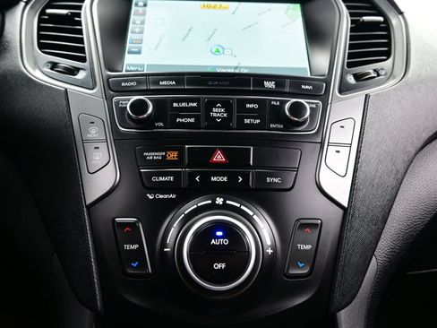 Used 2017 Hyundai Santa Fe Sport w/ 2.0T Ultimate Tech Package 05 AWD/4WD image 21