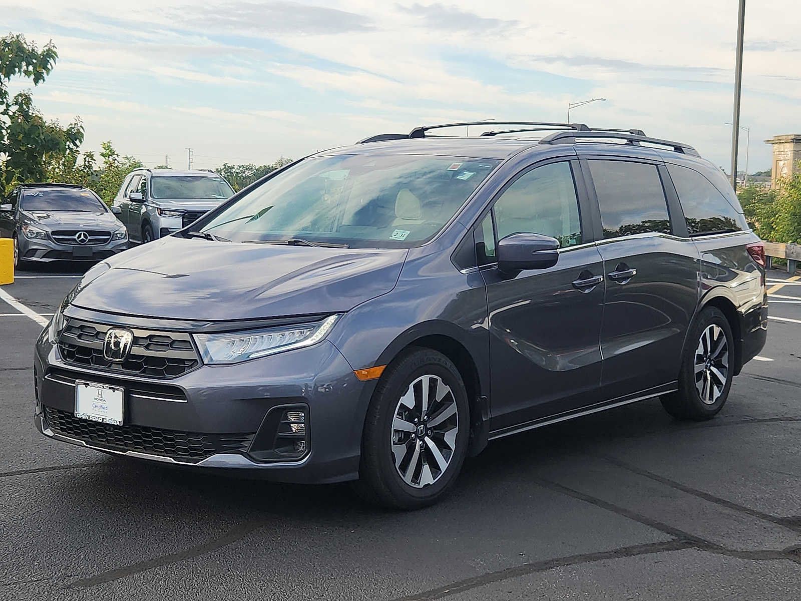 Used 2026 Honda Odyssey EX-L image 3