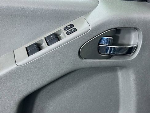 Used 2020 Nissan Frontier SV w/ Midnight Edition Floor Mats image 17