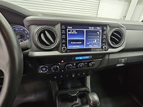 Used 2023 Toyota Tacoma TRD Off-Road image 13