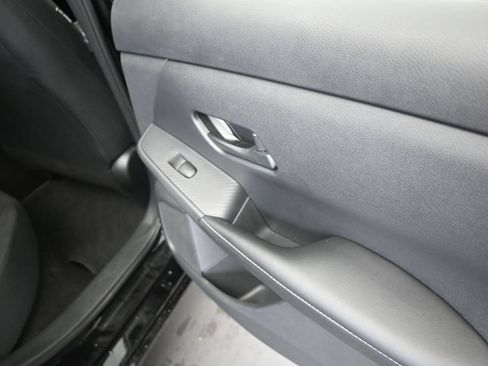 Used 2025 Nissan Sentra S FWD image 20