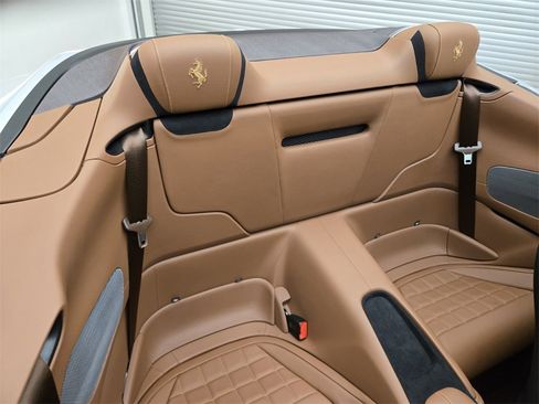 Used 2024 Ferrari Roma Spider image 24