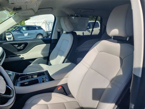 New 2026 Lincoln Aviator 2WD image 14
