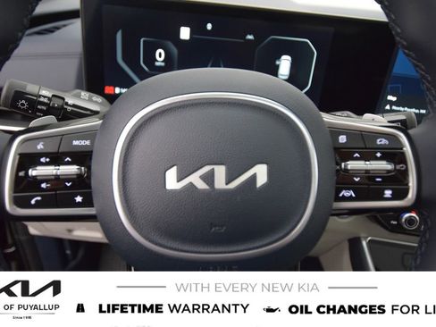 New 2025 Kia Carnival SX Prestige image 26