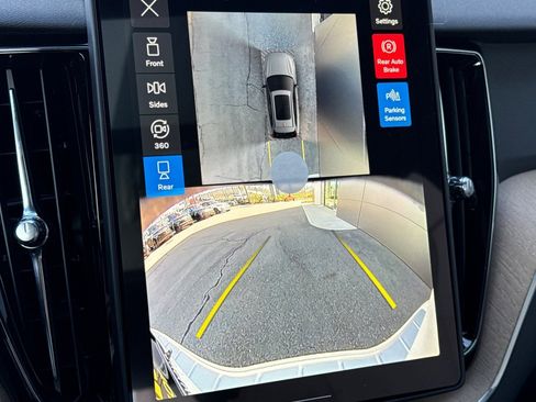 New 2026 Volvo XC60 T8 Plus w/ Protection Package Premier image 22