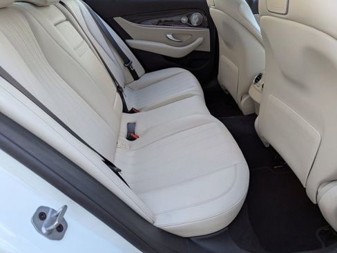 Used 2019 Mercedes-Benz E 300 image 19