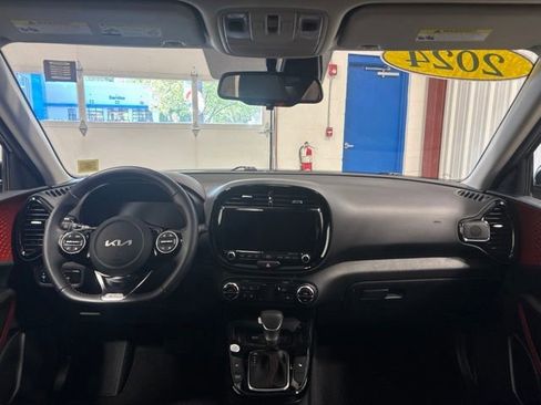 Used 2024 Kia Soul GT-Line w/ GT-Line Technology Package FWD image 14