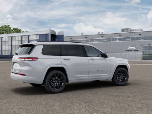 New 2026 Jeep Grand Cherokee L Limited image 4