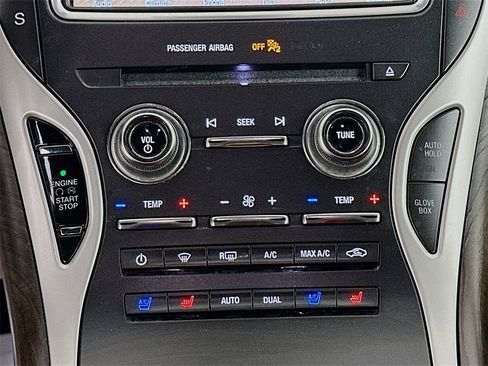 Used 2018 Lincoln MKX Reserve w/ Lincoln MKX Climate Package image 21