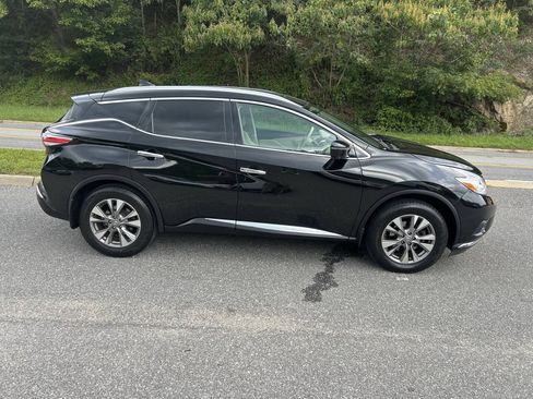 Used 2017 Nissan Murano SL w/ SL Technology Package AWD/4WD image 9