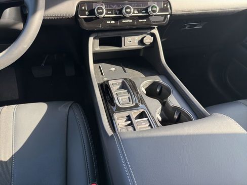 Certified 2025 Honda Pilot EX-L image 16