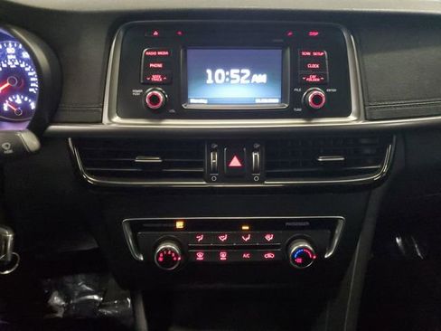 Used 2017 Kia Optima LX image 18