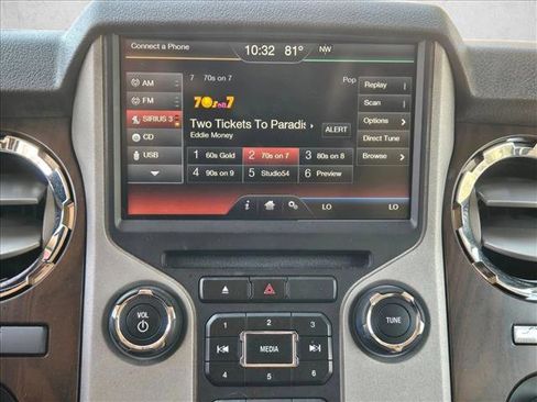 Used 2014 Ford F350 Lariat image 12