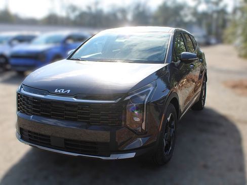 New 2026 Kia Sportage EX FWD image 16