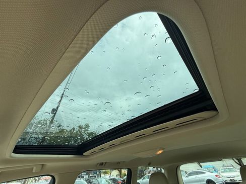 Used 2012 Volvo XC70 T6 Premier Plus image 21