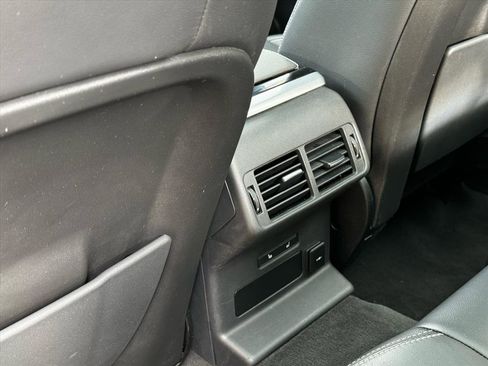 Used 2023 Land Rover Range Rover Velar R-Dynamic S image 18