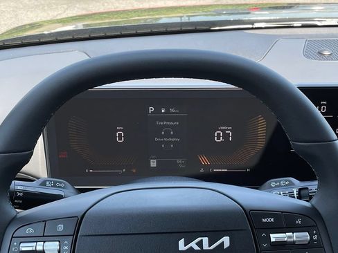 New 2026 Kia K4 EX FWD image 15