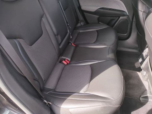 Used 2022 Jeep Compass Latitude image 21