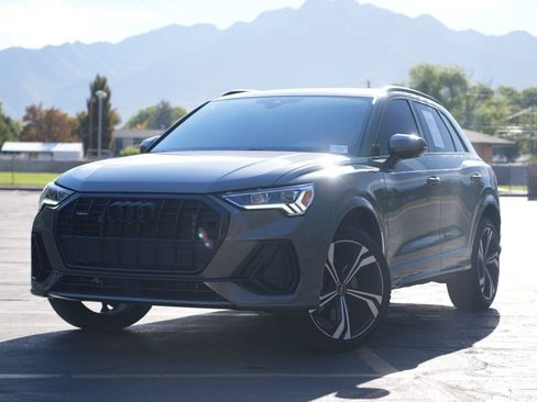 Used 2024 Audi Q3 2.0T Premium Plus AWD/4WD image 1