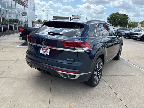 Used 2022 Volkswagen Atlas Cross Sport SEL Premium R-Line AWD/4WD image 7