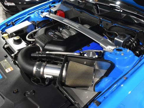 Used 2012 Ford Mustang GT Premium w/ Brembo Brake Pkg RWD image 36