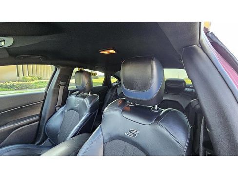 Used 2015 Chrysler 200 S w/ Navigation & Sound Group I image 27