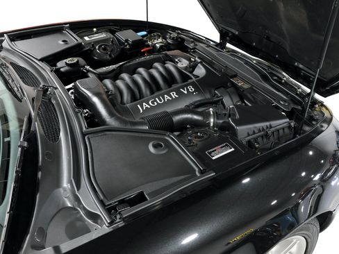 Used 2001 Jaguar XK8 Convertible RWD image 86